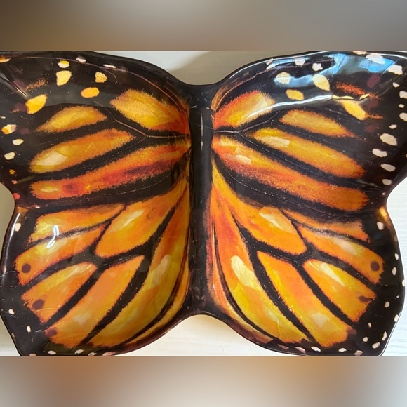 Haven & Key Monarch Butterfly Melamine Platter - Picture 2 of 6